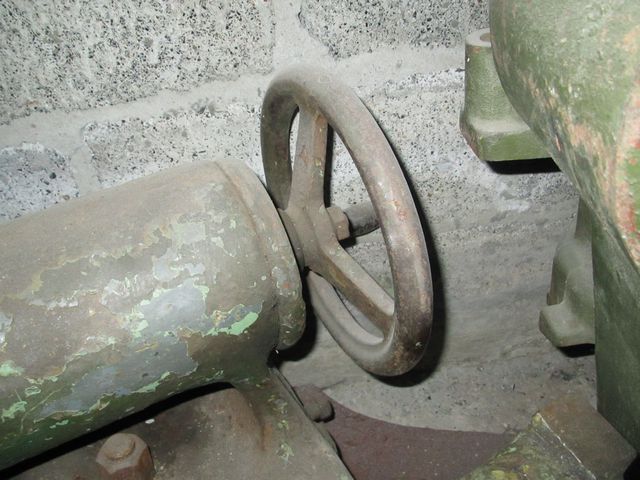 задняя бабка высота до оси 330 1м65